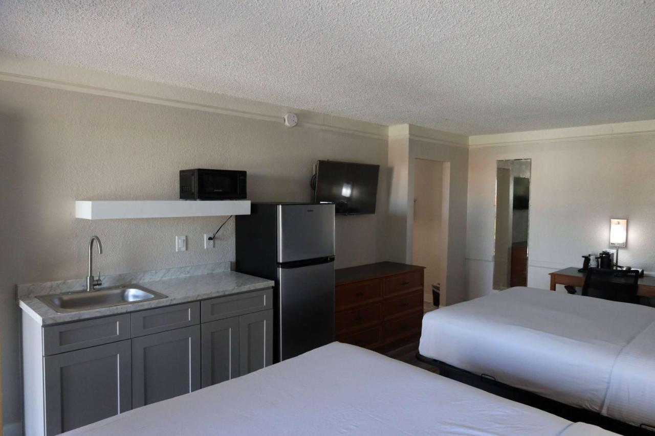 Hotel Super 8 By Wyndham Austin South I-35 Exteriér fotografie